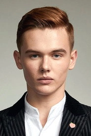 Ảnh diễn viên Garrett Wareing
